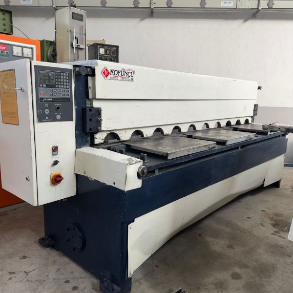 DURMAZLAR 2500 x 4 MM NC REDÜKTÖRLÜ GİYOTİN MAKAS