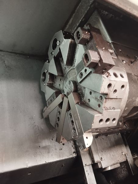 GOODWAY GCL-2L 8 İNÇ CNC TORNA