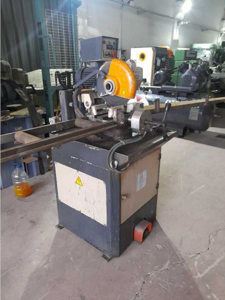 GÜLKAR DY-275 YARI OTOMATİK PNÖMATİK ÇAPAKSIZ KESİM SULU DAİRE TESTERE