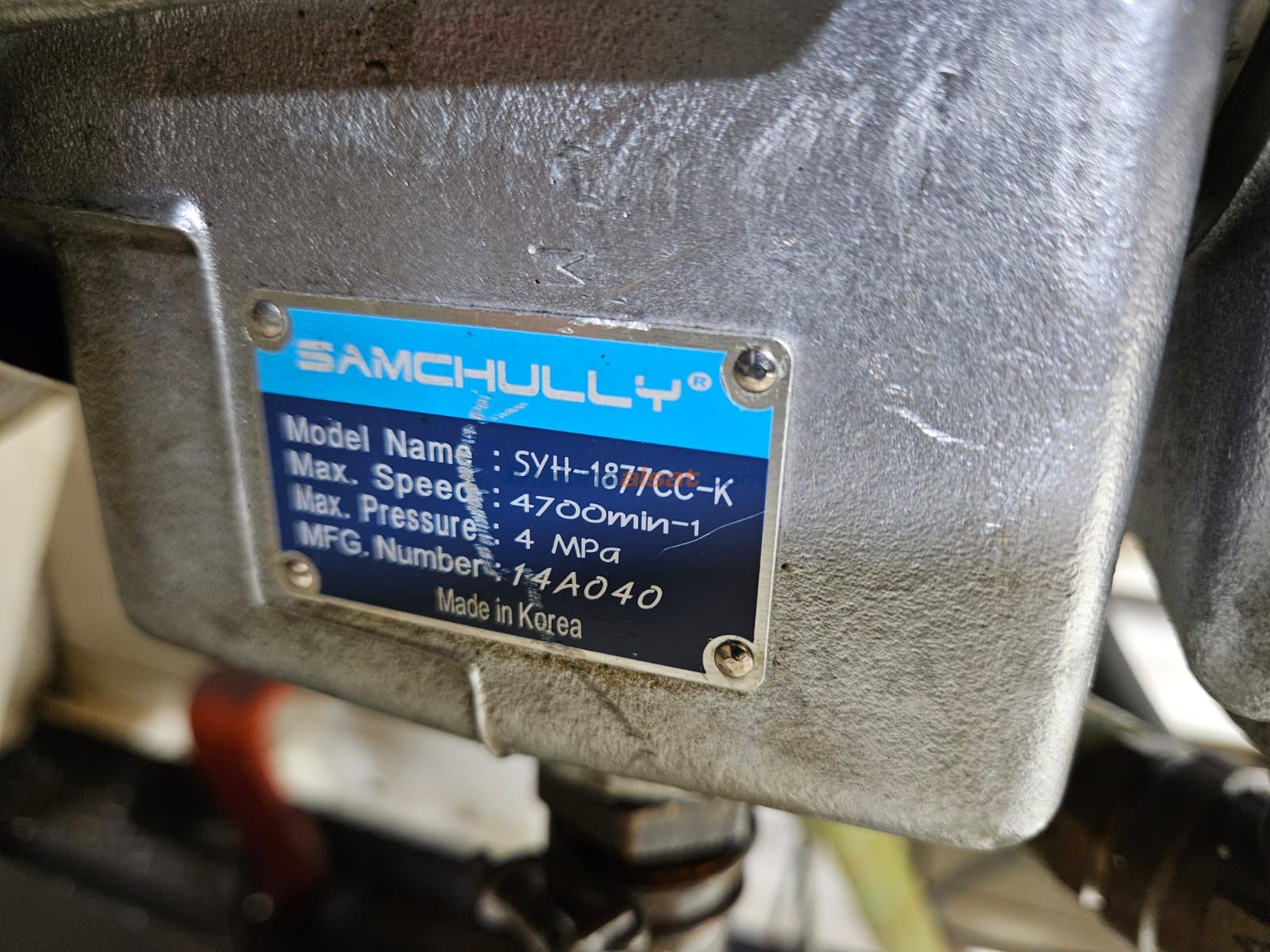 Hwacheon HI-TECH 400 15" CNC Torna