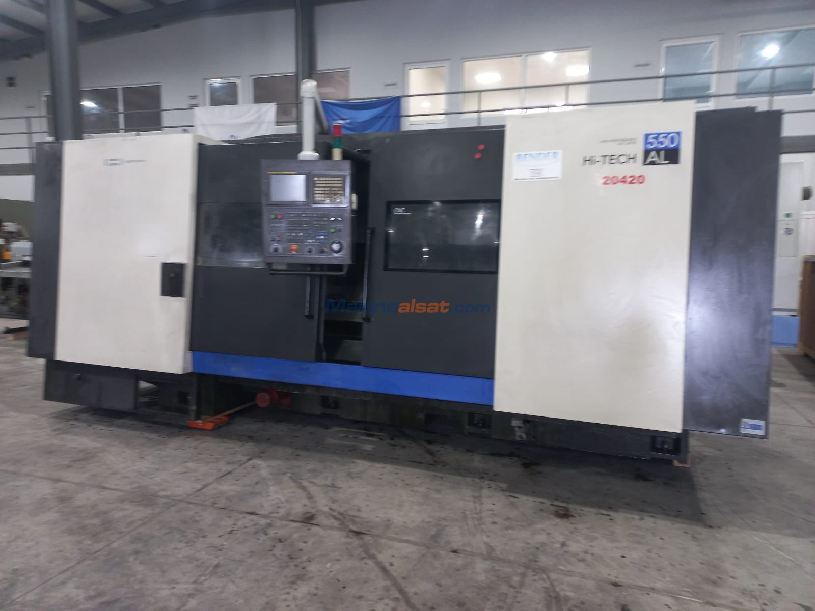 HWACHEON HITECH 550AL 15 INCH C EKSENLI 2100 BOY SMW YATAK CNC TORNA