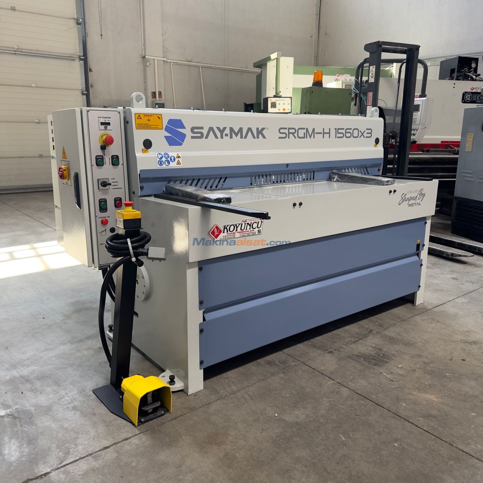 SAYMAK SRGM-H 1560x3 (SIFIR) REDÜKTÖRLÜ GİYOTİN MAKAS