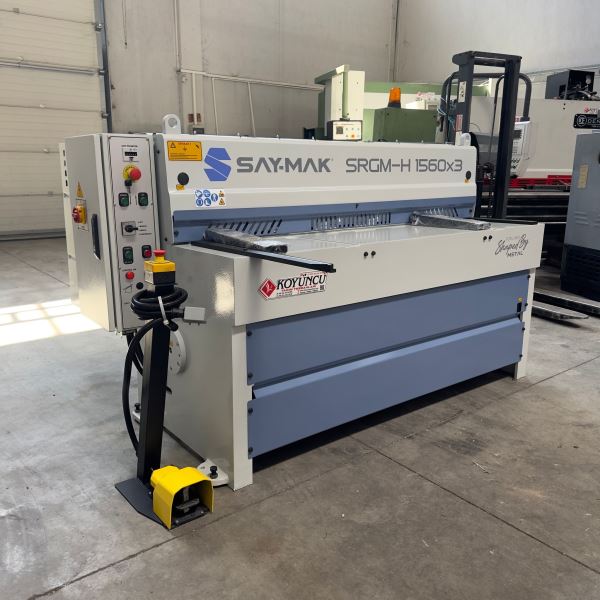 SAYMAK SRGM-H 1560x3 (SIFIR) REDÜKTÖRLÜ GİYOTİN MAKAS