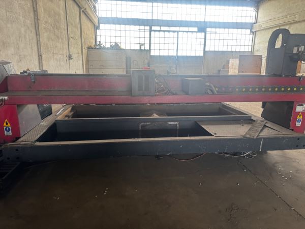 3000 x  1200 - 260 amper Alfatech Plazma