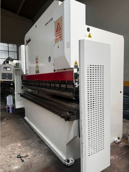 3 Metre 200 Ton Baykal 2016 Model NC Abkant Pres