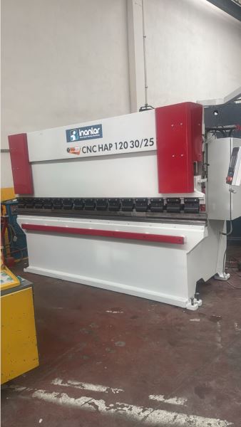 İnanlar 3 Metre 120 Ton Cnc Abkant Pres