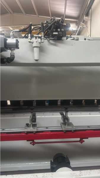 İnanlar 3 Metre 120 Ton Cnc Abkant Pres