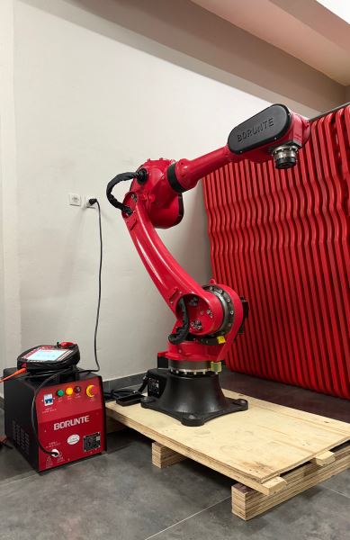 6 Eksen Endüstriyel Robot Kol