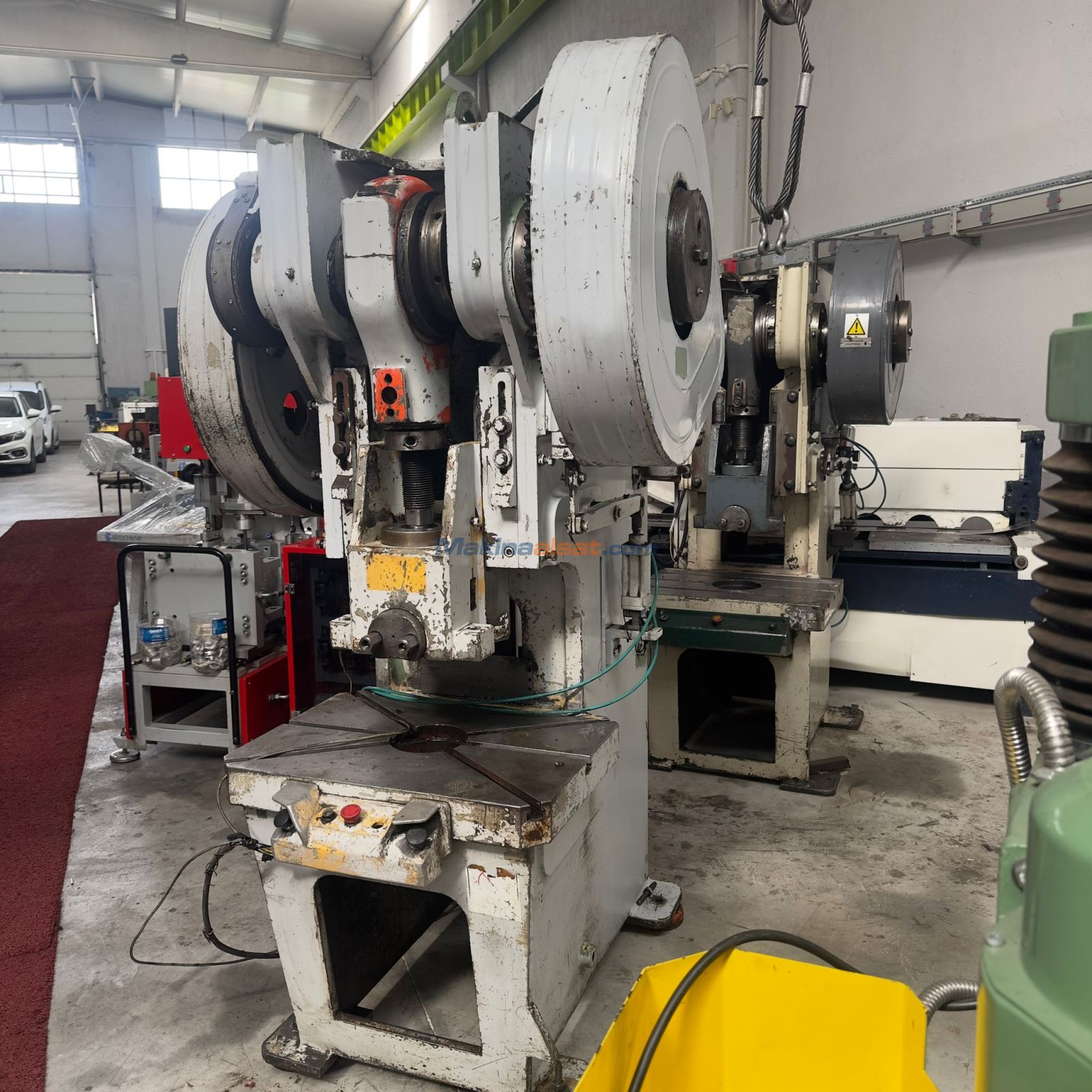 80 TON ÇELİK GÖVDE PNÖMATİK EKSANTRİK PRES