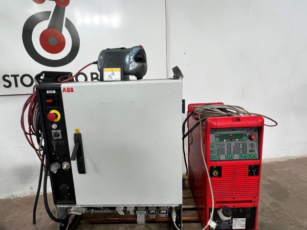 ABB IRB2600/12-1.85 IRC5 + FRONIUS TPS 4000