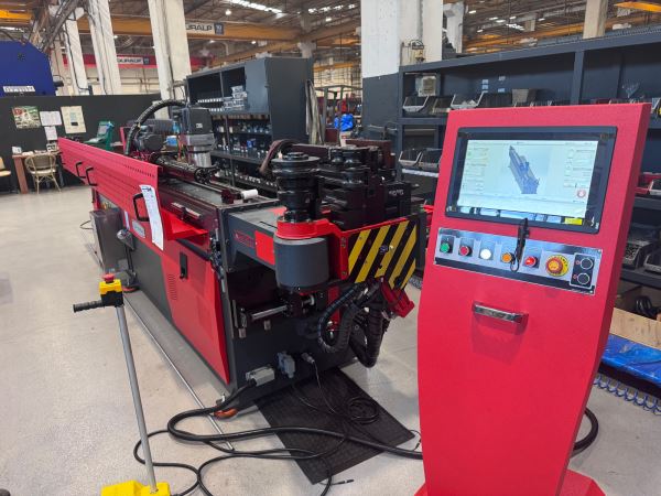 AKYAPAK ABM 38 ( 2 EL KOMPLE FABRİKA REVİZYONLI) CNC BORU BÜKME