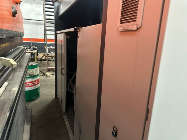 BAYKAL APHS 3000 x 200 TONLUK HİDROLİK ABKANT