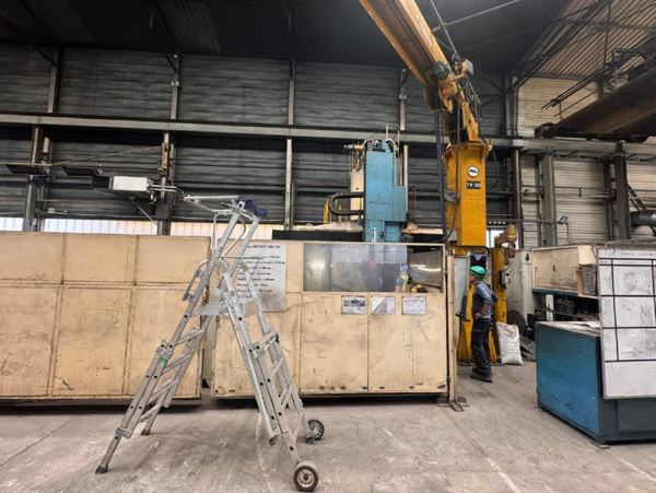 CNC Dik Torna