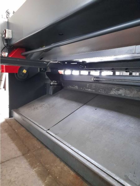 DENER BSY 3006 HİDROLİK GİYOTİN MAKAS