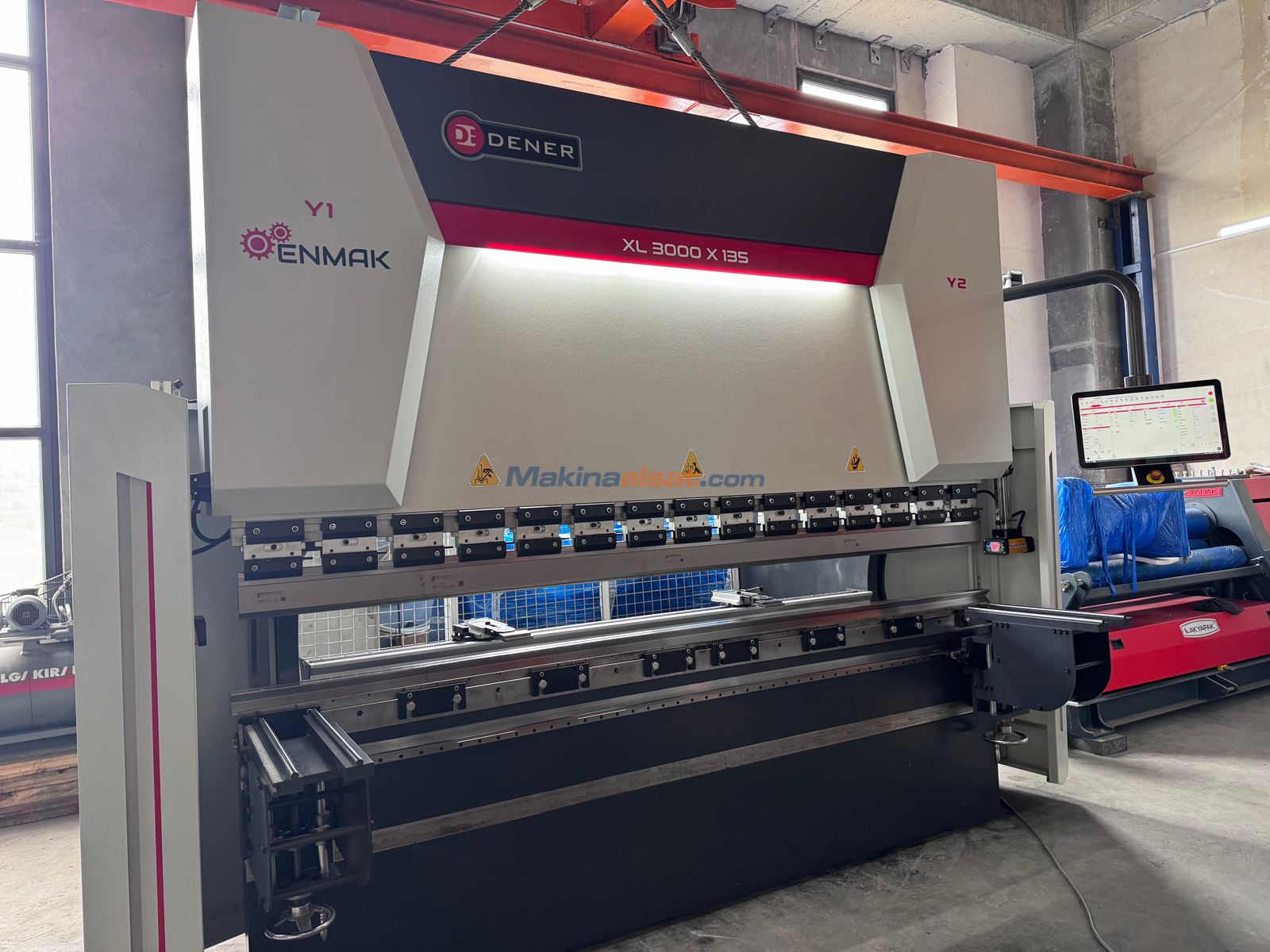 DENER PUMA 3100 x 135 TON  (2 EL ) CNC ABKANT