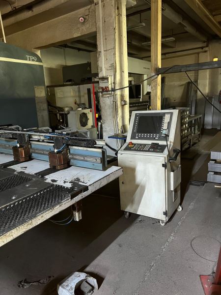 DURMA TP9 CNC PUNCH