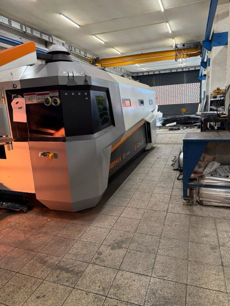ERMAKSAN 1500 x 3000 MM 6 KW FIBER LAZER