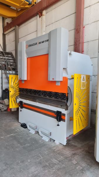 ERMAKSAN 2100 x 80 TON CNC ABKANT PRES