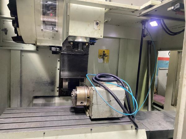 FIRST MCV 1000 4 EKSEN DİVİZORLU CNC DİK İŞLEME MERKEZİ