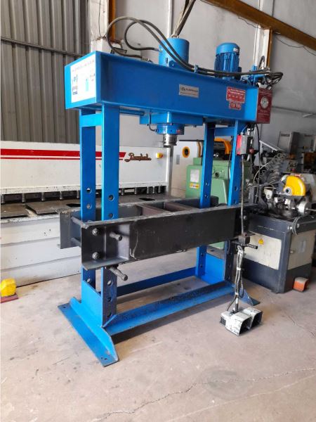 HİDROLİKSAN 150 TON HİDROLİK ATÖLYE PRESİ