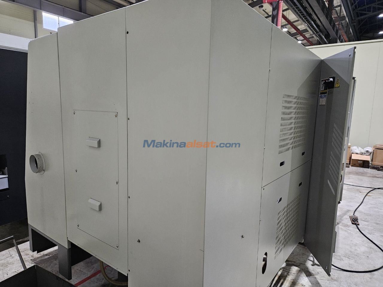 Hyundia SKT250Y ( C ve Y Eksen ) 2009 CNC Torna