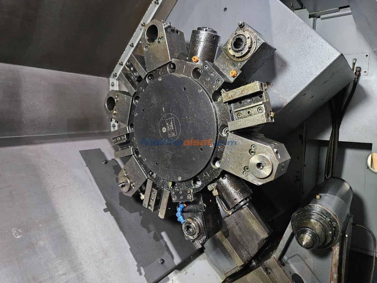 Hyundia SKT250Y ( C ve Y Eksen ) 2009 CNC Torna