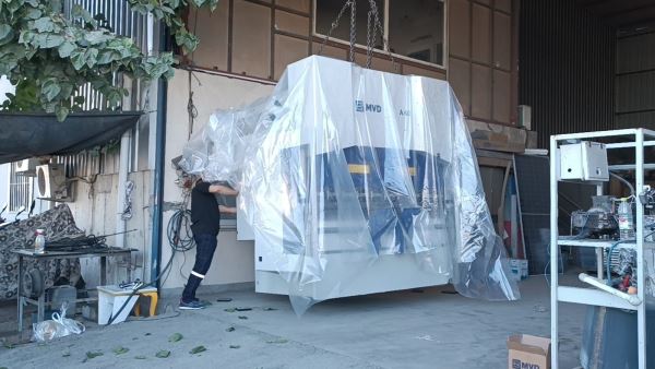 Mvd 2 Metre 60 Ton 4 Eksen Abkant Pres