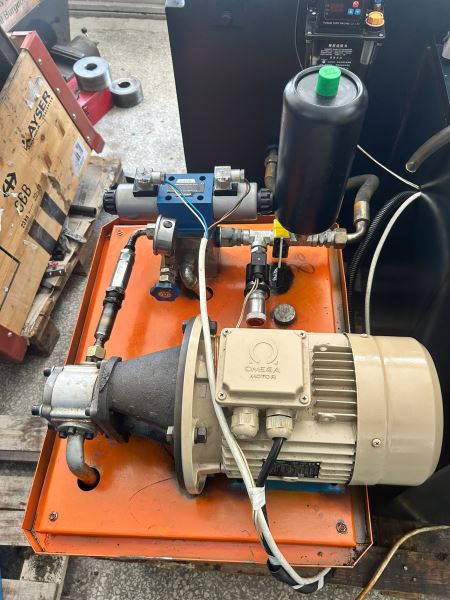 20 TON LUK RİNG AÇILI OVALAMA