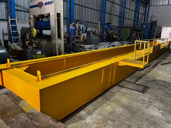 13 m PORTAL VİNÇ