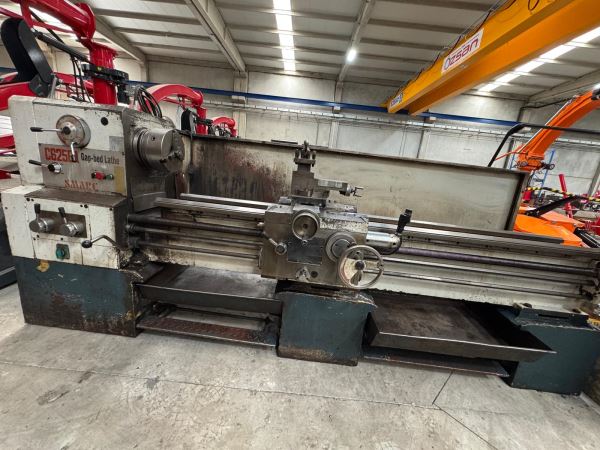 SMARC C6256A-2000 ÜNİVERSAL TORNA