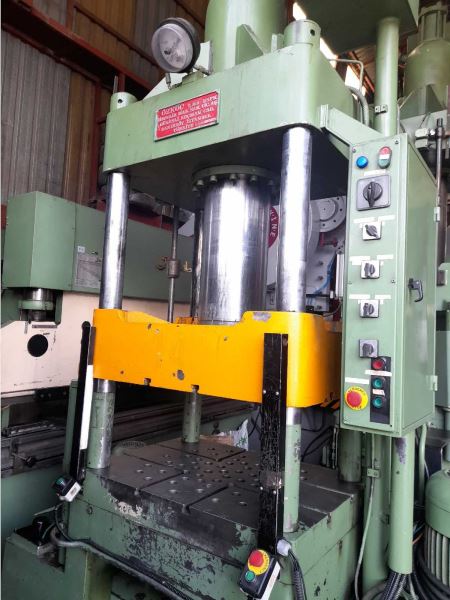 ÖZKOÇ MARKA 160 TON SIVAMA PRESİ