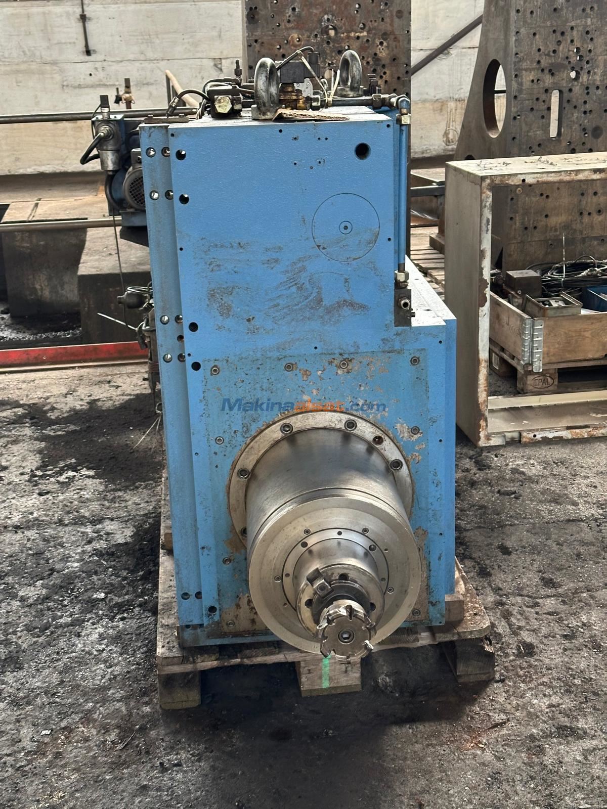 UNION P 150 - CNC PLATTENBOHRWERK
