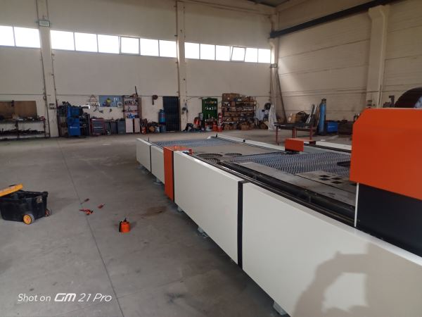 YERLİ MALI 1500x3000 MM 6 kW ÇİFT TABLA FİBER LAZER