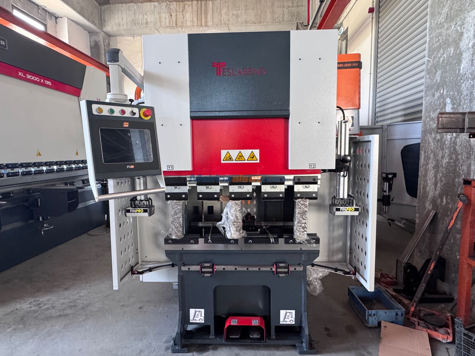 1 METRE 25 TON CNC ABKANT PRES