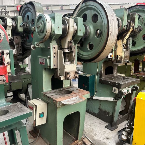 25 TON ÇELİK GÖVDE EKSANTRİK PRES