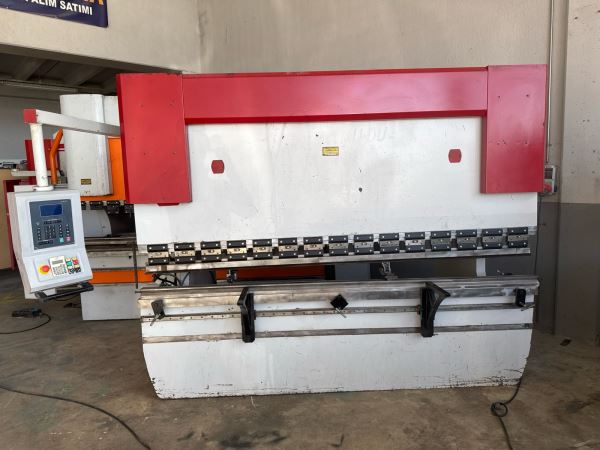 3 METRE 135 TON CNC ABKANT TAKAS OLUR
