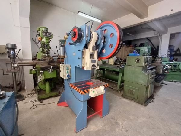 35 TON ÇELİK GÖVDE EKSANTERİK PRES