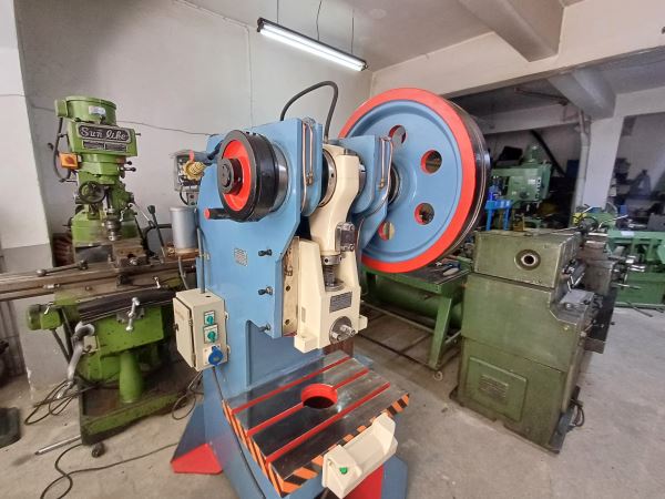35 TON ÇELİK GÖVDE EKSANTERİK PRES