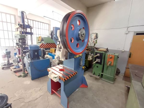 35 TON ÇELİK GÖVDE EKSANTERİK PRES