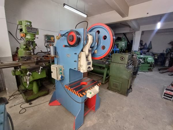 35 TON ÇELİK GÖVDE EKSANTERİK PRES