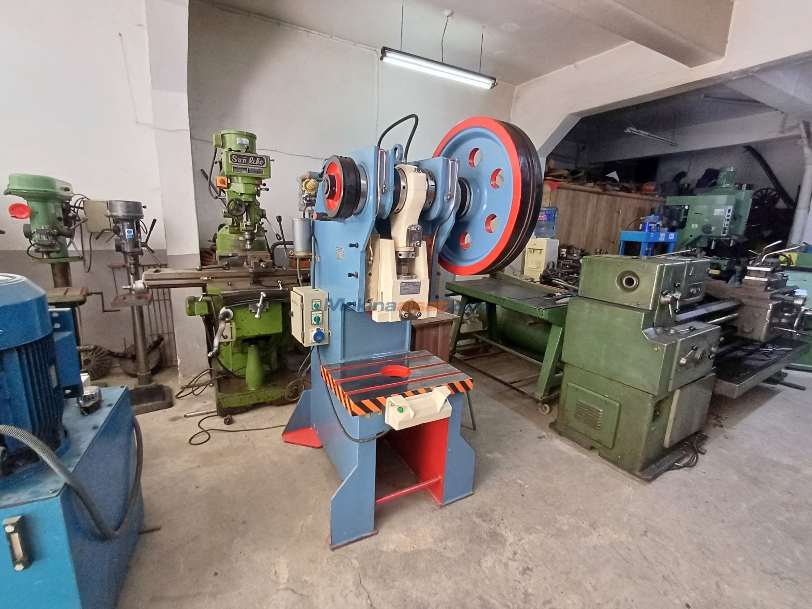 35 TON ÇELİK GÖVDE EKSANTERİK PRES