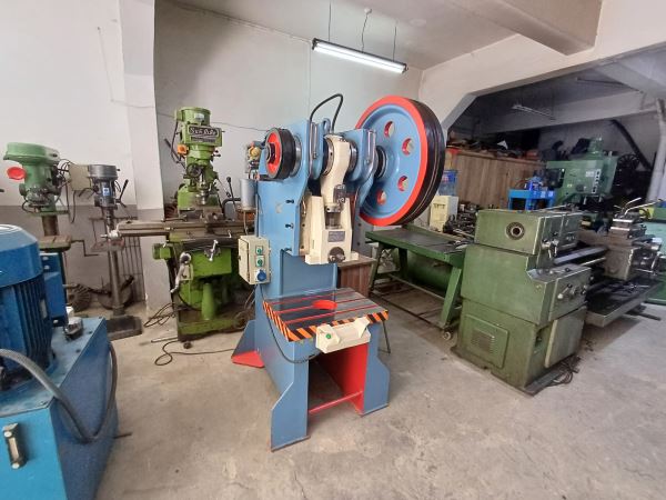 35 TON ÇELİK GÖVDE EKSANTERİK PRES