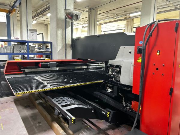 Amada AC 2510 Punch Presl