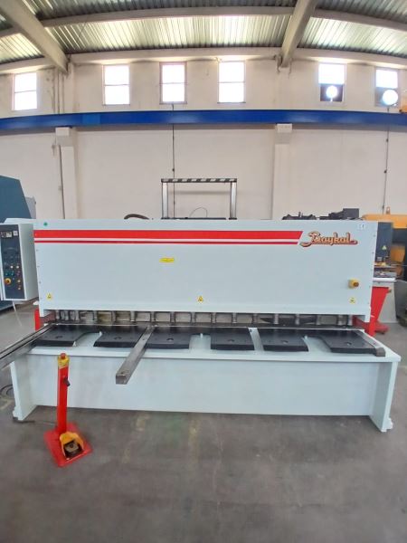 BAYKAL 3 METRE 10 MM HİDROLİK MAKAS
