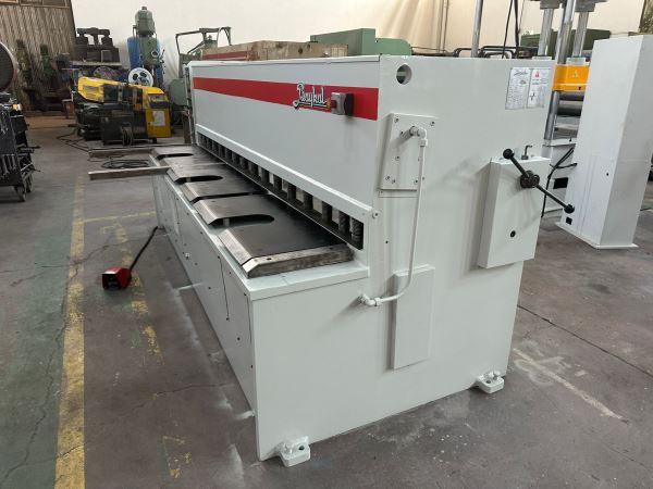 BAYKAL 3 METRE 6 MM HİDROLİK MAKAS