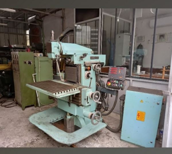 DECKEL FP3 FREZE