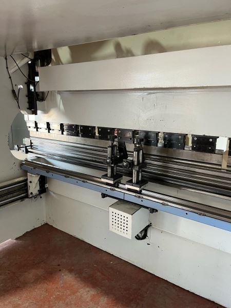 ERMAKSAN 3000 x 120 TON APKANT 3 EKSEN CNC Abkant Pres