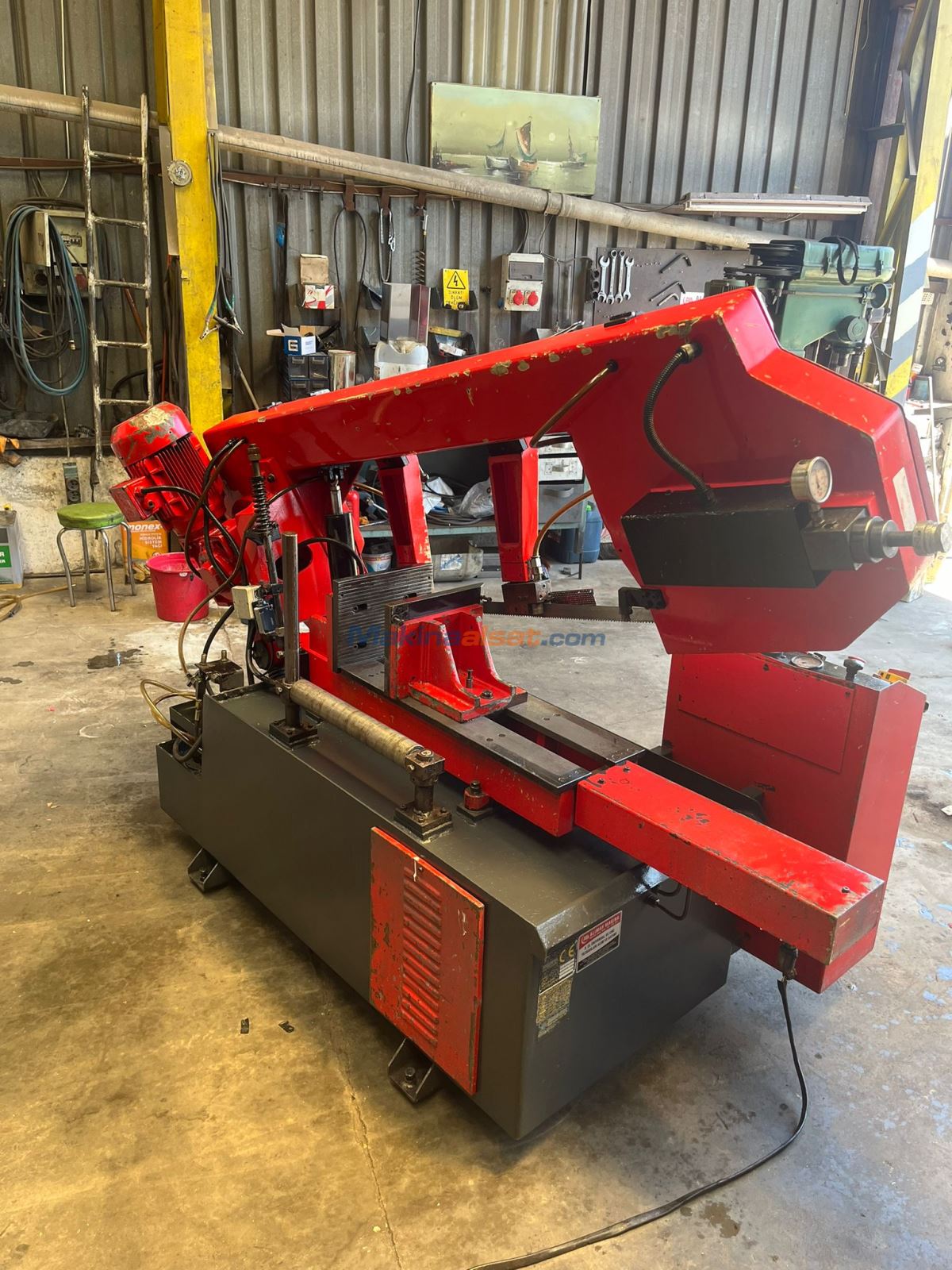KARMETAL 400 LÜK YARI OTOMATİK ŞERİT TESTERE