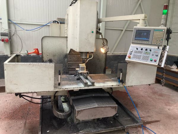 Primero KM-150 CNC Freze
