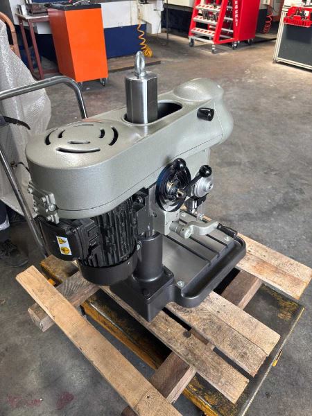 ŞENEL M16-K2 / M20-K2 ÇİFT DEVİRLİ KILAVUZ ÇEKME